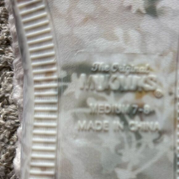 Musk Luks Faux Fur Slippers - Picture 6 of 9